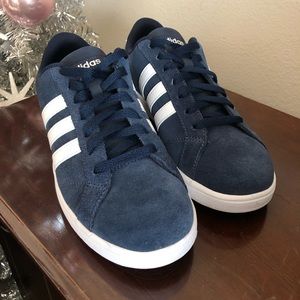 Adidas Neo Baseline
